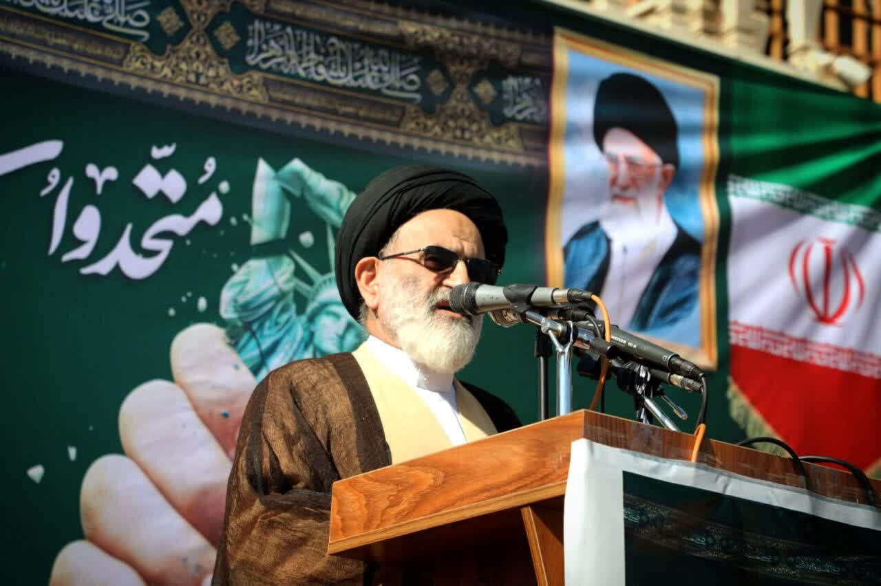 سید رضا تقوی راهپیمایی 13 آبان (2)