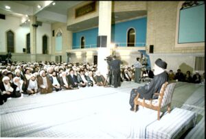 از «ساماندهی ساختاری» تا «عصر اطلاع‌رسانی»؛ (متن کامل گزارش ریاست شورای سیاست‌گذاری به رهبر انقلاب در سال 1380)